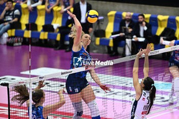 2023-10-08 - Spike of Sarah Fahr ( Prosecco Doc Imoco Conegliano ) - PROSECCO DOC IMOCO CONEGLIANO VS ITAS TRENTINO - SERIE A1 WOMEN - VOLLEYBALL