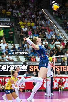 2023-10-08 - Serve of Isabelle Haak ( Prosecco Doc Imoco Conegliano ) - PROSECCO DOC IMOCO CONEGLIANO VS ITAS TRENTINO - SERIE A1 WOMEN - VOLLEYBALL