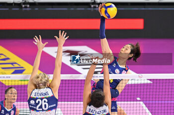 2023-10-08 - Ting Zhu of Savino Del Bene Scandicci - SAVINO DEL BENE SCANDICCI VS IL BISONTE FIRENZE - SERIE A1 WOMEN - VOLLEYBALL