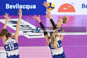 2023-10-08 - Britt Herbots of Savino Del Bene Scandicci - SAVINO DEL BENE SCANDICCI VS IL BISONTE FIRENZE - SERIE A1 WOMEN - VOLLEYBALL