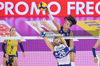 2023-10-08 - Ana Carolina Da Silva of Savino Del Bene Scandicci - SAVINO DEL BENE SCANDICCI VS IL BISONTE FIRENZE - SERIE A1 WOMEN - VOLLEYBALL