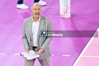 2023-10-08 - Head coach Massimo Barbolini of Savino Del Bene Scandicci - SAVINO DEL BENE SCANDICCI VS IL BISONTE FIRENZE - SERIE A1 WOMEN - VOLLEYBALL