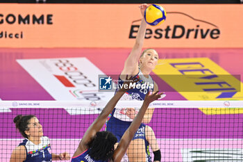 2023-10-08 - Lauren Stivrins of Il Bisonte Firenze - SAVINO DEL BENE SCANDICCI VS IL BISONTE FIRENZE - SERIE A1 WOMEN - VOLLEYBALL