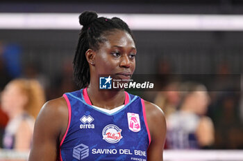 2023-10-08 - Linda Nwakalor of Savino Del Bene Scandicci - SAVINO DEL BENE SCANDICCI VS IL BISONTE FIRENZE - SERIE A1 WOMEN - VOLLEYBALL