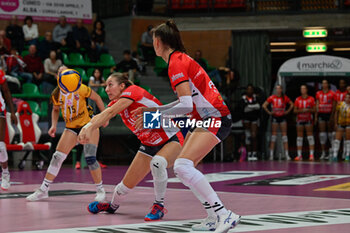 2023-10-21 - Serena
Scognamillo (Cuneo) - Madison
Kubik (Cuneo) - Lena
Stigrot (Cuneo) - CUNEO GRANDA VOLLEY VS MEGABOX OND. SAVIO VALLEFOGLIA - SERIE A1 WOMEN - VOLLEYBALL