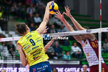 2023-11-22 - Spike of Marina Lubian (Prosecco Doc Imoco Conegliano) - PROSECCO DOC IMOCO CONEGLIANO VS ROMA VOLLEY CLUB - SERIE A1 WOMEN - VOLLEYBALL