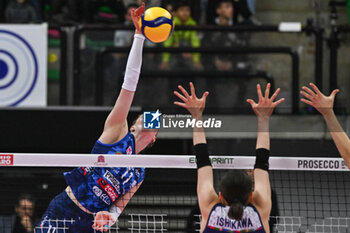 2023-11-12 - Spike of Isabella Haak ( Prosecco Doc Imoco Conegliano ). - PROSECCO DOC IMOCO CONEGLIANO VS IL BISONTE FIRENZE - SERIE A1 WOMEN - VOLLEYBALL