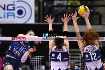 2023-11-12 - Spike of Isabella Haak ( Prosecco Doc Imoco Conegliano ). - PROSECCO DOC IMOCO CONEGLIANO VS IL BISONTE FIRENZE - SERIE A1 WOMEN - VOLLEYBALL