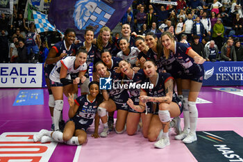 2023-11-18 - Chieri '76 celebrates the match win Volley Serie A1 F match between Reale Mutua Fenera Chieri '76 and Itas Trentino Volley at PalaFenera, Chieri - REALE MUTUA FENERA CHIERI 76 VS ITAS TRENTINO - SERIE A1 WOMEN - VOLLEYBALL