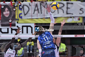 2023-11-26 - Spike of Isabelle Haak ( Prosecco Doc Imoco Conegliano ) - PROSECCO DOC IMOCO CONEGLIANO VS TRASPORTIPESANTI CASALMAGGIORE - SERIE A1 WOMEN - VOLLEYBALL