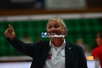 2023-12-23 - Gino Primasso (Cuneo Granda Volley) sports director - CUNEO GRANDA VOLLEY VS IL BISONTE FIRENZE - SERIE A1 WOMEN - VOLLEYBALL