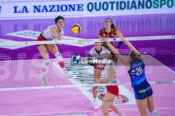 2023-11-19 - Spike of Martina Bracchi (Uyba Volley Busto Arsizio) - IL BISONTE FIRENZE VS UYBA VOLLEY BUSTO ARSIZIO - SERIE A1 WOMEN - VOLLEYBALL