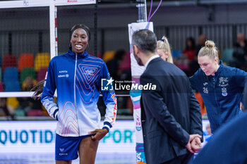 2023-12-17 - Paola Egonu (Allianz Vero Volley Milano) and Marco Gaspari (head coach of Allianz Vero Volley Milano) - IL BISONTE FIRENZE VS ALLIANZ VV MILANO - SERIE A1 WOMEN - VOLLEYBALL