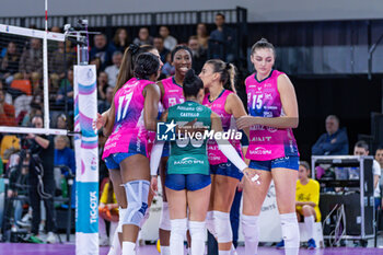 2023-12-17 - Happiness of Allianz Vero Volley Milano's players - IL BISONTE FIRENZE VS ALLIANZ VV MILANO - SERIE A1 WOMEN - VOLLEYBALL