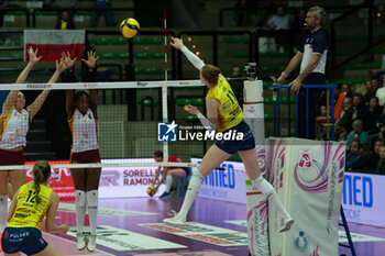 2023-11-22 - Attack of Haak Isabelle during the Prosecco Doc Imoco Conegliano vs Roma Volley Club at the Palaverde in Treviso, Italy on November 22, 2023 - PROSECCO DOC IMOCO CONEGLIANO VS ROMA VOLLEY CLUB - SERIE A1 WOMEN - VOLLEYBALL