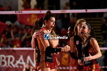 2023-12-03 - Celebration (Roma Volley Femminile) - ROMA VOLLEY CLUB VS CUNEO GRANDA VOLLEY - SERIE A1 WOMEN - VOLLEYBALL