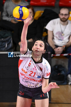 2023-12-03 - Beatrice Molinaro of Honda Olivero S. Bernardo Cuneo during the 10th round of the Serie A1 Women's Volleyball Championship between Roma Volley Club and Honda Olivero S. Bernardo Cuneo on 3 December 2023 at the Palazzetto dello Sport in Rome. - ROMA VOLLEY CLUB VS CUNEO GRANDA VOLLEY - SERIE A1 WOMEN - VOLLEYBALL
