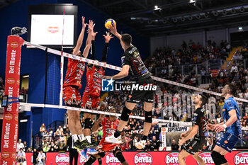 2023-11-01 - Lob of Nikolov Aleksandar (Cucine Lube Civitanova ) - FINAL - CUCINE LUBE CIVITANOVA VS SIR SUSA VIM PERUGIA - SUPERCOPPA - VOLLEYBALL