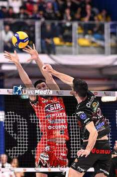 2023-11-01 - Spike of Enrico Diamantini (Cucine Lube Civitanova ) - FINAL - CUCINE LUBE CIVITANOVA VS SIR SUSA VIM PERUGIA - SUPERCOPPA - VOLLEYBALL