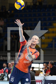 2023-01-15 - Vlad Davyskiba #15 (Vero Volley Monza) - CUCINE LUBE CIVITANOVA VS VERO VOLLEY MONZA - SUPERLEAGUE SERIE A - VOLLEYBALL