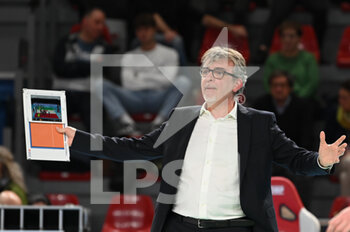 2023-01-15 - Massimo Eccheli (Coach of Vero Volley Monza) - CUCINE LUBE CIVITANOVA VS VERO VOLLEY MONZA - SUPERLEAGUE SERIE A - VOLLEYBALL