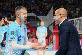 2023-02-05 - Petar Dirlic #11 (Top Volley Cisterna) and Fabio Soli (Coach of Top Volley Cisterna) - CUCINE LUBE CIVITANOVA VS TOP VOLLEY CISTERNA - SUPERLEAGUE SERIE A - VOLLEYBALL
