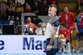 2023-02-19 - Vincenzo Carcione of Roma (Second referee of the match) - CUCINE LUBE CIVITANOVA VS GAS SALES BLUENERGY PIACENZA - SUPERLEAGUE SERIE A - VOLLEYBALL