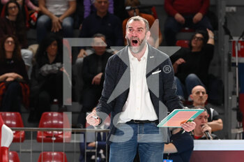 2023-02-19 - Massimo Botti (Coach of Gas Sales Bluenergy Piacenza) cheer after scoring a point - CUCINE LUBE CIVITANOVA VS GAS SALES BLUENERGY PIACENZA - SUPERLEAGUE SERIE A - VOLLEYBALL