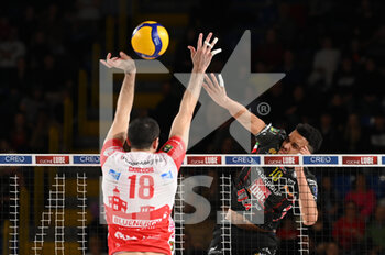 2023-02-19 - Attack of Barthelemy Chinenyeze #10 (Cucine Lube Civitanova) - CUCINE LUBE CIVITANOVA VS GAS SALES BLUENERGY PIACENZA - SUPERLEAGUE SERIE A - VOLLEYBALL