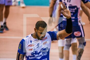 2023-03-04 - Yoandy Leal(Gas Sales Bluenergy Piacenza) - TOP VOLLEY CISTERNA VS GAS SALES BLUENERGY PIACENZA - SUPERLEAGUE SERIE A - VOLLEYBALL