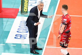 2023-03-22 - Head Coach Anastasia Andrea of Sir Safety Volley Perugia during the Volleyball Italian Serie A Men Superleague Championship Play Off - Allianz Power Volley Milano vs Sir Safety Volley Perugia, on March 22th, 2023, at Allianz Cloud, Milan, Italy Credit: Tiziano Ballabio - PLAY OFF - ALLIANZ MILANO VS SIR SAFETY SUSA PERUGIA - SUPERLEAGUE SERIE A - VOLLEYBALL