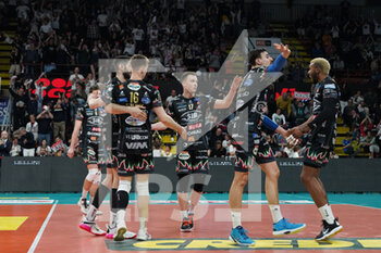 2023-03-26 - sir safety susa celebrates the victory of race 3 - PLAY OFF - SIR SAFETY SUSA PERUGIA VS ALLIANZ MILANO - SUPERLEAGUE SERIE A - VOLLEYBALL