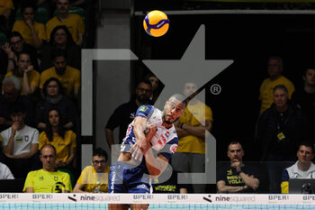 2023-03-26 - Ricardo Lucarelli (Valsa Group Modena)(Gas Sales Bluenergy Piacenza) In action during the match of Gara 3 quarter of final Playoff Scudetto SuperLega championship season 22/23 at Palapanini in Modena (Italy) on 26th of March 2023
 - PLAY OFF - VALSA GROUP MODENA VS GAS SALES BLUENERGY PIACENZA - SUPERLEAGUE SERIE A - VOLLEYBALL