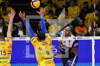 2023-03-26 - Yoandy Leal (Valsa Group Modena)(Gas Sales Bluenergy Piacenza) In action during the match of Gara 3 quarter of final Playoff Scudetto SuperLega championship season 22/23 at Palapanini in Modena (Italy) on 26th of March 2023
 - PLAY OFF - VALSA GROUP MODENA VS GAS SALES BLUENERGY PIACENZA - SUPERLEAGUE SERIE A - VOLLEYBALL