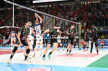 2023-05-10 - The players of Cucine Lube Civitanova cheer after scoring a point - PLAY OFF - FINAL - CUCINE LUBE CIVITANOVA VS ITAS TRENTINO - SUPERLEAGUE SERIE A - VOLLEYBALL