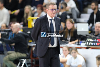 2023-11-26 - Angelo Lorenzetti head coach of Sir Susa Vim Perugia during the match between Rana Verona and Sir Susa Vim Perugia, regular season of Superlega Italian Volleball Championship 2023/2024 at Pala AGSM-AIM on November 26, 2023, Verona, Italy. - RANA VERONA VS SIR SAFETY SUSA VIM PERUGIA - SUPERLEAGUE SERIE A - VOLLEYBALL
