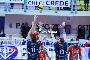 2023-12-08 - Faure, Rossi block (Cisterna Volley) - CISTERNA VOLLEY VS CUCINE LUBE CIVITANOVA - SUPERLEAGUE SERIE A - VOLLEYBALL