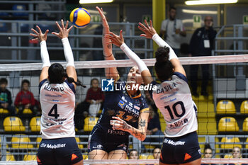 14/11/2023 - Martha Anthouli of Chieri '76 attack during Volley CEV Champions League match between Reale Mutua Fener Chieri '76 and FKB Power Cats Dudingen Volley Freuen at PalaRuffini, Torino - REALE MUTUA FENERA CHIERI VS FKB POWER CATS DUDINGEN - CEV CUP WOMEN - VOLLEY