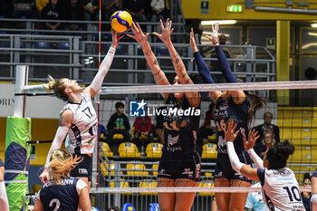 14/11/2023 - Thana Fayad of FKB Power Cats Dudingen Volley Freuen attack during Volley CEV Champions League match between Reale Mutua Fener Chieri '76 and FKB Power Cats Dudingen Volley Freuen at PalaRuffini, Torino - REALE MUTUA FENERA CHIERI VS FKB POWER CATS DUDINGEN - CEV CUP WOMEN - VOLLEY