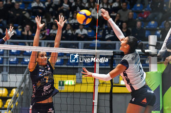 2023-11-14 - Meawad Houssamel of FKB Power Cats Dudingen Volley Freuen during Volley CEV Champions League match between Reale Mutua Fener Chieri '76 and FKB Power Cats Dudingen Volley Freuen at PalaRuffini, Torino - REALE MUTUA FENERA CHIERI VS FKB POWER CATS DUDINGEN - CEV CUP WOMEN - VOLLEYBALL