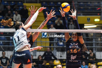 2023-11-14 - Sarina Wieland of FKB Power Cats Dudingen Volley Freuen attack during Volley CEV Champions League match between Reale Mutua Fener Chieri '76 and FKB Power Cats Dudingen Volley Freuen at PalaRuffini, Torino - REALE MUTUA FENERA CHIERI VS FKB POWER CATS DUDINGEN - CEV CUP WOMEN - VOLLEYBALL