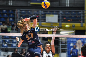 2023-11-14 - Camilla Weitzel of Chieri '76 during Volley CEV Champions League match between Reale Mutua Fener Chieri '76 and FKB Power Cats Dudingen Volley Freuen at PalaRuffini, Torino - REALE MUTUA FENERA CHIERI VS FKB POWER CATS DUDINGEN - CEV CUP WOMEN - VOLLEYBALL