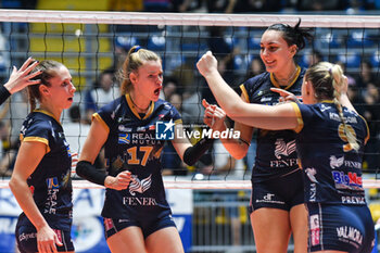 2023-11-14 - Chieri '76 celebrates scoring during Volley CEV Champions League match between Reale Mutua Fener Chieri '76 and FKB Power Cats Dudingen Volley Freuen at PalaRuffini, Torino - REALE MUTUA FENERA CHIERI VS FKB POWER CATS DUDINGEN - CEV CUP WOMEN - VOLLEYBALL