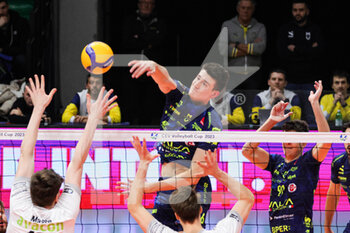 25/01/2023 - Giovanni Sanguinetti, attack the ball  (Valsa Group Modena) - VALSA GROUP MODENA VS SVG LUNEBURG - CEV CUP - VOLLEY