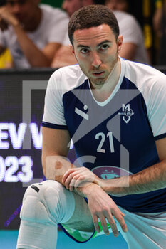 2023-02-15 - Salvatore Rossini (Valsa Group Modena)(ACH Ljubljana) In action during the match of CEV Cup Volley Championship season 22/23 at Palapanini in Modena (Italy) - VALSA GROUP MODENA VS ACH LJUBLJANA - CEV CUP - VOLLEYBALL