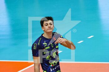 2023-02-15 - Tommaso Rinaldi (Valsa Group Modena)(ACH Ljubljana) In action during the match of CEV Cup Volley Championship season 22/23 at Palapanini in Modena (Italy) - VALSA GROUP MODENA VS ACH LJUBLJANA - CEV CUP - VOLLEYBALL