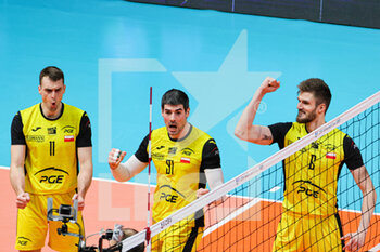 08/03/2023 - Team and Filippo Lanza (Valsa Group Modena)(PGE Sera Belchatow) In action during the match of CEV Cup semifinal season 22/23 at Palapanini in Modena (Italy) on 8th of March 2023
 - VALSA GROUP MODENA VS PGE SKRA BELCHATOW - CEV CUP - VOLLEY