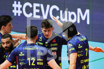 08/03/2023 - Team and Tommaso Rinaldi (Valsa Group Modena)(PGE Sera Belchatow) In action during the match of CEV Cup semifinal season 22/23 at Palapanini in Modena (Italy) on 8th of March 2023
 - VALSA GROUP MODENA VS PGE SKRA BELCHATOW - CEV CUP - VOLLEY
