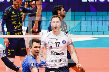 2023-03-29 - Rune Fasteland (Valsa Group Modena)(Knack Roeselare) In action during the Final of the CEV Cup Men league season 22/23 at PalaPanini in Modena (Italy) on 29th of March 2023 - FINAL - VALSA GROUP MODENA VS KNACK ROESELARE - CEV CUP - VOLLEYBALL