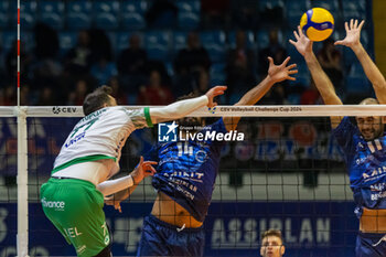 2023-12-21 - Protopsaltis Athanasios (Panathinaikos Athens) during CEV Volleyball Cup Men 2024 match between Mint VeroVolley Monza and Panathinaikos Athens at Opiquad Arena, Monza, Italy on December 21, 2023 - MINT VERO VOLLEY MONZA VS PANATHINAIKOS ATHENS - CHALLENGE CUP MEN - VOLLEYBALL